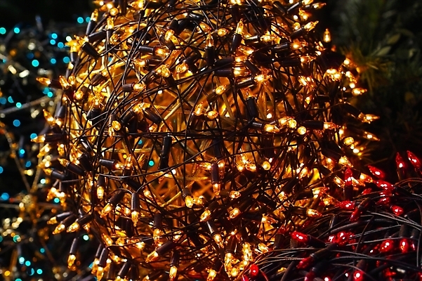 포토 JPG 기념일 크리스마스장식 크리스마스 전구 크리스마스용품 불 사람없음 야외 장식 빛 크리스마스트리 야간 오브젝트 국내포토 자연요소 이벤트 용품 파일형식