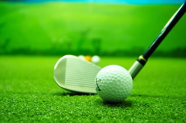 포토 JPG 스포츠용품 스포츠 골프 공 레저 골프공 골프용품 실내 사람없음 레포츠 운동 구기 공간 골프채 매트 클럽 골프연습장 아이언 국내포토 골프장 건강 내부 오브젝트 파일형식