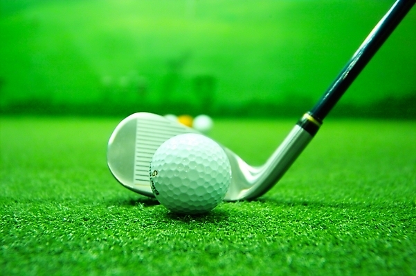 포토 JPG 스포츠용품 스포츠 골프 공 레저 골프공 골프용품 실내 사람없음 레포츠 운동 구기 공간 골프채 매트 클럽 골프연습장 아이언 국내포토 골프장 건강 내부 오브젝트 파일형식