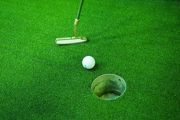 포토 JPG 스포츠용품 스포츠 골프 공 레저 골프공 골프용품 실내 사람없음 레포츠 운동 구기 공간 골프채 클럽 골프연습장 퍼터 국내포토 골프장 건강 내부 오브젝트 파일형식