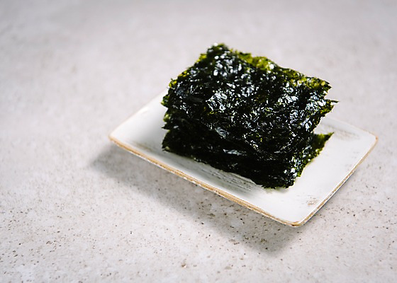 포토 JPG 스튜디오촬영 그릇 한식 음식 반찬 실내 사람없음 김 국내포토 식기 내부 해조류 파일형식