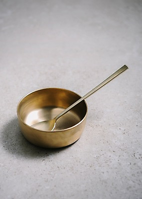 포토 JPG 스튜디오촬영 전통 그릇 주방용품 실내 사람없음 유기 금수저 국내포토 식기 생활용품 수저 내부 파일형식