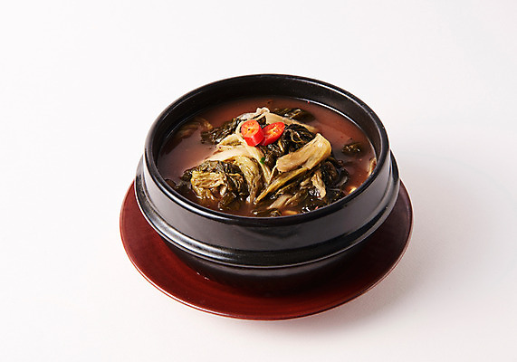 포토 JPG 스튜디오촬영 그릇 한식 음식 고추 실내 사람없음 뚝배기 우거지국 우거지해장국 해장국 국내포토 식기 채소 내부 국 파일형식