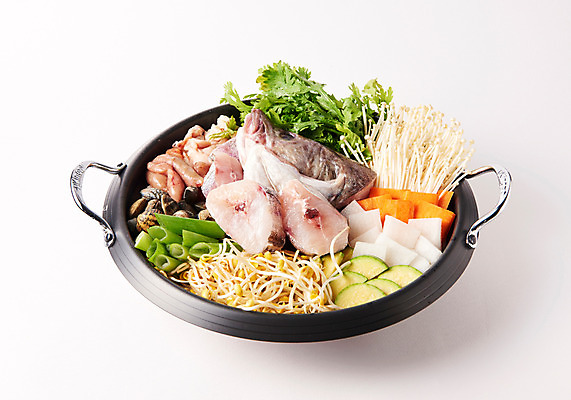 포토 JPG 스튜디오촬영 그릇 한식 음식 채소 실내 사람없음 동태 동태찌개 동태탕 국내포토 식기 내부 찌개 탕 파일형식