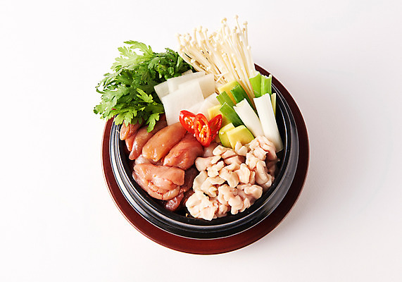 포토 JPG 스튜디오촬영 그릇 한식 음식 채소 실내 사람없음 하이앵글 뚝배기 알탕 국내포토 식기 뷰포인트 내부 탕 파일형식