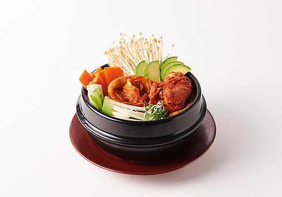 포토 JPG 스튜디오촬영 그릇 한식 음식 채소 김치 실내 돼지고기 사람없음 뚝배기 고추장찌개 국내포토 식기 육류 내부 찌개 파일형식