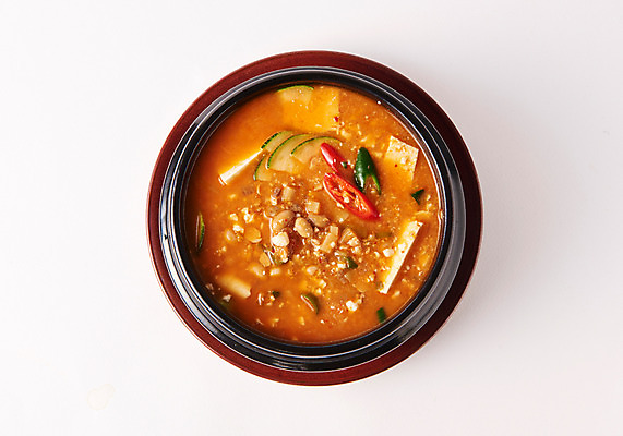 포토 JPG 스튜디오촬영 그릇 한식 음식 실내 사람없음 하이앵글 뚝배기 청국장 국내포토 식기 뷰포인트 내부 찌개 파일형식