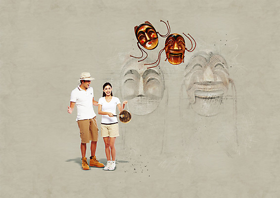 전신 PSD 서양인 편집이미지 여자 남자 포토일러 한국 서기 20대 성인 두명 전통체험 꽹과리 국내여행 부네탈 양반탈 이미지편집 외국인 아시아 여행 모션 타악기 국악기 사람 청년 체험 탈 전통탈 파일형식