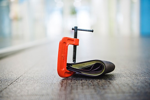 포토 JPG 돈 사람없음 아웃포커스 금융 복도 지갑 압박 압축기 국내포토 촬영기법 경제 재산 파일형식