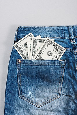 포토 JPG 지폐 사람없음 금융 달러 미국 청바지 원화 뒷주머니 국내포토 돈 북아메리카 바지 경제 파일형식