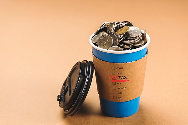 포토 JPG 사람없음 금융 동전 백원 체크표시 오십원 세금 테이크아웃컵 연말정산 국내포토 돈 컵 경제 확인 파일형식