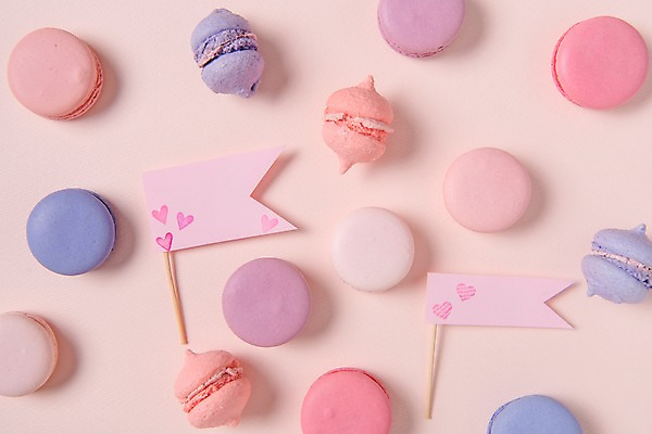 포토 JPG 분홍색 백그라운드 사람없음 보라색 팻말 하트 파스텔 마카롱 국내포토 모양 컬러 학용품 디저트 프레임 파일형식