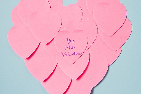 포토 JPG 분홍색 백그라운드 프로포즈 발렌타인데이 사랑 사람없음 하트 포스트잇 파스텔 국내포토 모양 감정 컬러 데이이벤트 학용품 메모지 파일형식