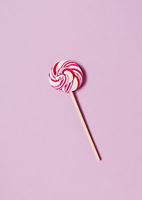 포토 JPG 백그라운드 화이트데이 막대사탕 이벤트 사람없음 빨간색 보라색 데이 파스텔 국내포토 기념일 컬러 데이이벤트 학용품 사탕 파일형식