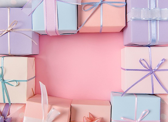 포토 JPG 분홍색 하늘색 백그라운드 프로포즈 선물 사람없음 선물상자 연보라색 파스텔 국내포토 컬러 학용품 파란색 상자 보라색 파일형식