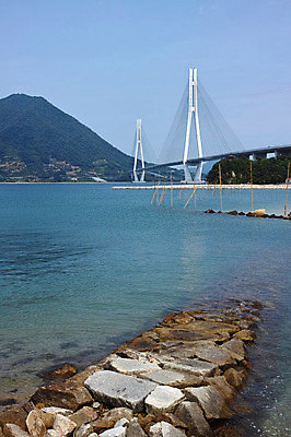 포토 JPG 주간 자연 하늘 산 풍경 해변 사람없음 야외 일본 가교 에히메 국내포토 자연요소 건축물 아시아 바다 생태계 파일형식