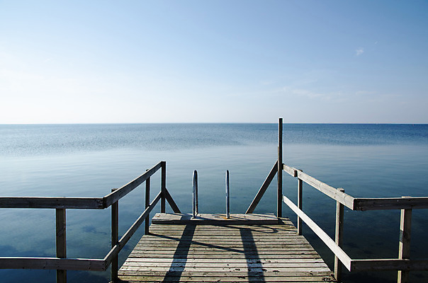 포토 JPG 해외이미지 라이프스타일 호수 백그라운드 건축양식 사다리 자연 하늘 표면 휴가 건강 사람없음 야외 목재 물 여름 파란색 평화 환경 항구 맑음 침묵 목욕 신선 널 내추럴 옛날 수평선 해외202004 해외포토 자연요소 나무 계절 건축 컬러 컨셉 재료 교통시설 날씨 생활 소리 청결 도구 생태계 파일형식 이미지허브