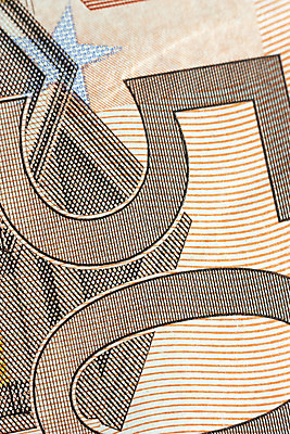 포토 JPG 해외이미지 유럽 종이 여행 백그라운드 컨셉 지폐 돈 비즈니스 성공 봉투 아이디어 사람없음 금융 경제 빛 쇼핑 세일 쪽지 유로 흰색 변화 재산 구매 속도 무역 결제 이익 가치 계산서 월급 중고 많음 해외202004 해외포토 나라 산업 컬러 파일형식 이미지허브