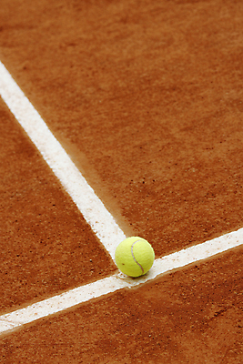 포토 JPG 해외이미지 스포츠 오렌지 공 놀이 성인 사람없음 야외 경쟁 테니스 게임 라켓 테니스공 땅바닥 플레이어 해외202004 해외포토 스포츠용품 컨셉 과일 바닥 사람 구기 테니스용품 파일형식 이미지허브