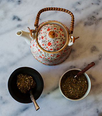 포토 JPG 해외이미지 식물 전통 문화 음료 음식 백그라운드 잎 재료 주택 따뜻함 건강 사람없음 목재 컵 초록색 물 갈색 미국 흰색 시골 신선 뜨거움 허브 유기농 아로마 향 브라질 밀짚 아르헨티나 우루과이 인기 조롱박 카페인 투입 파라과이 해외202004 해외포토 자연요소 나무 식기 웰빙 컬러 북아메리카 모션 건물 남아메리카 짚 파일형식 이미지허브