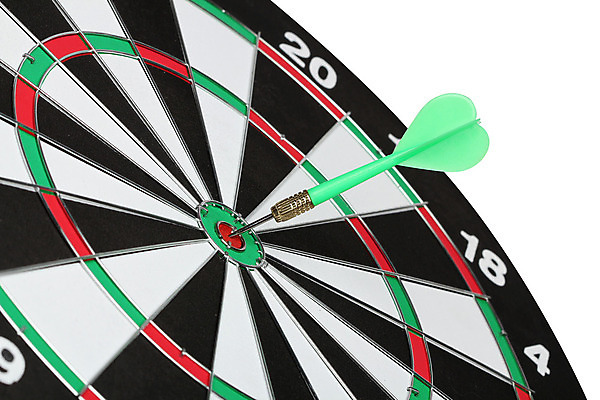 포토 JPG 해외이미지 1 스포츠 성공 화살 사람없음 게임 우승 원형 목표 방향 다트판 다트 흰배경 점수 고립 강조 해외202004 해외포토 도형 백그라운드 컨셉 놀이 흰색 최고 파일형식 이미지허브