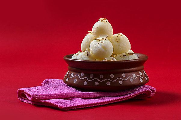 포토 JPG 해외이미지 디저트 사람없음 도자기 원형 사기그릇 냅킨 인도음식 해외포토 도형 그릇 음식 동양음식 파일형식 이미지허브