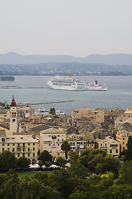 포토 JPG 해외이미지 바다 섬 여행 자연 하늘 휴가 휴식 풍경 사람없음 야외 초록색 물 여름 파란색 관광지 햇빛 뜨거움 투명 그리스 암초 이국적 코르푸 해외202004 해외포토 자연요소 계절 유럽 컬러 컨셉 태양 생태계 파일형식 이미지허브