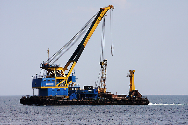 포토 JPG 해외이미지 바다 사람없음 기중기 함선 해외202004 해외포토 배_교통 중장비 파일형식 이미지허브
