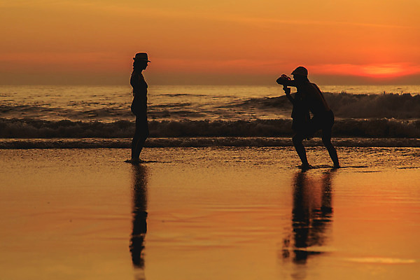 포토 JPG 해외이미지 나무 라이프스타일 실루엣 모래 바다 백그라운드 부분 태국 자연 하늘 휴가 사람없음 빨간색 물 태양 일몰 흰색 달콤 내추럴 푸켓 해외202004 해외포토 자연요소 식물 아시아 컬러 촬영기법 생활 노을 맛 생태계 파일형식 이미지허브