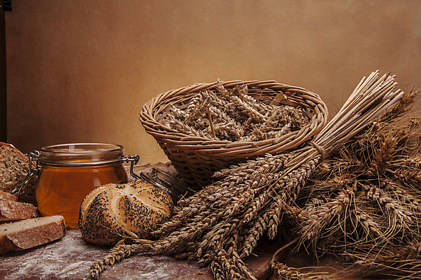 포토 JPG 해외이미지 식물 구름 전통 음식 빵 조각 백그라운드 다이어트 채소 과일 자연 탁자 하늘 아침 치즈 건조 파스타 건강 옥수수 씨앗 사람없음 목재 파란색 빛 갈색 주방 식사 빵집 맛 아침식사 상품 굽기 향수 준비 유기농 심플 밀가루 꿀 덩어리 작살 호밀 귀리 해외202004 해외포토 주간 자연요소 나무 웰빙 컬러 가구 컨셉 재료 유제품 곡류 서양음식 상점 화장품 가루 구이 생태계 파일형식 이미지허브