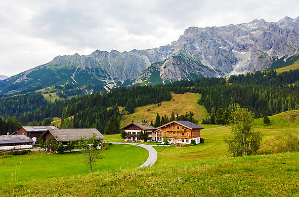 포토 JPG 해외이미지 공원 유럽 여행 자연 하늘 산 주택 독일 파노라마 풍경 사람없음 야외 초록색 여름 파란색 계곡 봄 시골 오스트리아 숲 땅 언덕 알프스 전국 바이에른 해외202004 해외포토 계절 공공시설 나라 컬러 촬영기법 건물 생태계 파일형식 이미지허브