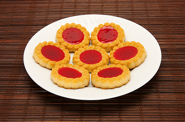 포토 JPG 해외이미지 접시 음료 음식 휴가 디저트 따뜻함 사람없음 쿠키 우유 추위 대접 신선 황금 닫기 설탕 굽기 향수 질감 충동구매 부스러기 탄수화물 핸드메이드 안락 해외202004 해외포토 식기 컨셉 모션 유제품 쇼핑 화장품 구이 과소비 파일형식 이미지허브