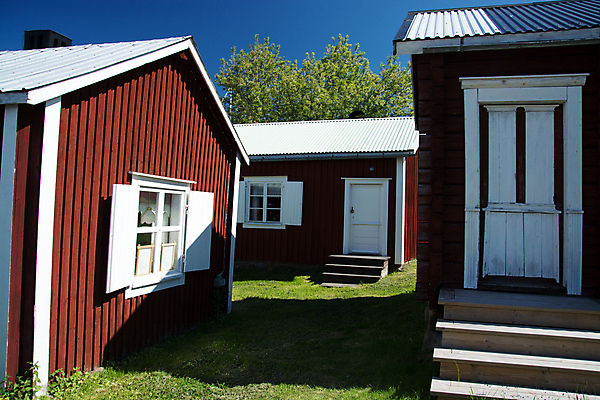 포토 JPG 해외이미지 유럽 중년 건축양식 거리 주택 스웨덴 사람없음 건물 목재 빨간색 마을 세계문화유산 흰색 도시 중세 역사 재산 시골집 타운 수목 스칸디나비아 옛날 해외202004 해외포토 나무 건축물 건축 나라 컬러 재료 북유럽 성인 금융 문화재 파일형식 이미지허브