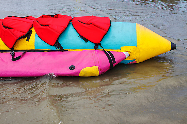 포토 JPG 해외이미지 행복 모래 스포츠 파도 바다 섬 여행 태국 놀이 바람 날씨 휴가 휴식 바나나 사람 사람없음 물 파란색 노란색 맑음 수영 기쁨 게임 조끼 보트 승차 속도 모터 뗏목 해외202004 해외포토 자연요소 감정 아시아 교통수단 컬러 컨셉 배_교통 과일 모션 외투 수상스포츠 파일형식 이미지허브
