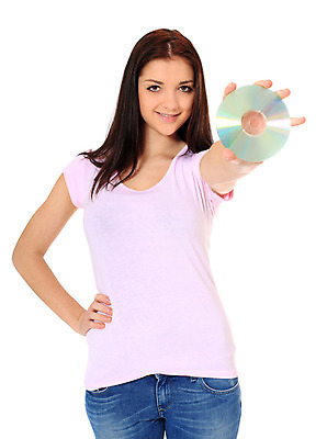 포토 JPG 해외이미지 백인 긴머리 여자 유럽 음악 갈색머리 한명 사람 10대 청춘 CD 흰배경 파일 나눔 다운로드 DVD 데이터베이스 사춘기 업로드 지원 성인여자만 해외202004 해외포토 서양인 1 헤어스타일 나라 백그라운드 컨셉 청소년 문화예술 흰색 여자만 성인만 파일형식 이미지허브