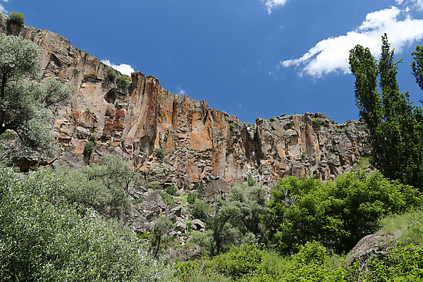 포토 JPG 해외이미지 여행 자연 산 카파도키아 풍경 사람없음 계곡 암석 바위 언덕 칠면조 지질학 해외202004 해외포토 교육 조류 돌_바위 생태계 파일형식 튀르키예 이미지허브