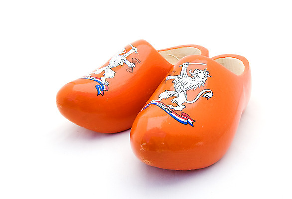 포토 JPG 해외이미지 전통 옷 유럽 문화 신발 오렌지 사람없음 목재 장식 페인트 흰색 쌍 농부 상품 심볼 네덜란드 기념품 여왕 암스테르담 고립 해외202004 해외포토 나무 직업 나라 컬러 과일 재료 오브젝트 파일형식 이미지허브