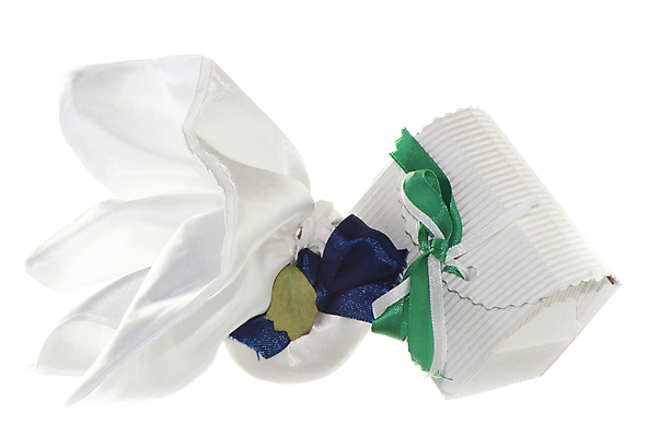 포토 JPG 해외이미지 기념일 리본 결혼 백그라운드 가족 결혼식 휴가 사탕 선물 사랑 사람없음 장식 흰색 축하 패키지 고립 성찬식 세례 해외202004 해외포토 감정 컬러 컨셉 관계 디저트 이벤트 파일형식 이미지허브