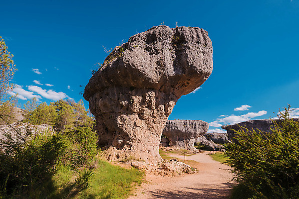 포토 JPG 해외이미지 모양 공원 유럽 조각 여행 자연 하늘 풍경 사람없음 여행객 환경 놀람 하이킹 바위 도시 소나무 스페인 숲 부식 암초 내추럴 지질학 화강암 해외202004 해외포토 나무 공공시설 교육 감정 나라 레저 표정 사람 암석 돌_바위 생태계 파일형식 이미지허브