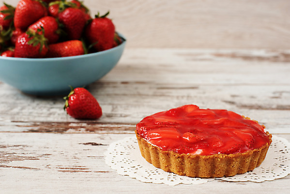 포토 JPG 해외이미지 접시 열매 음식 백그라운드 크리스마스 과일 탁자 딸기 디저트 요리 사람없음 목재 장식 빨간색 여름 케이크 초콜릿 빵집 시골 신선 달콤 맛 정상 설탕 컵케이크 굽기 크림 미니 커스터드 크랜베리 크림치즈 타르트 페스츄리 핸드메이드 해외202004 해외포토 나무 식물 식기 계절 기념일 빵 컬러 가구 컨셉 재료 치즈 상점 구이 파이_빵 파일형식 이미지허브