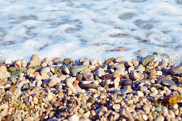 포토 JPG 해외이미지 모양 호수 바다 백그라운드 패턴 자연 사람없음 물 여름 파란색 강 컬러풀 조약돌 바위 흰색 원형 변화 눈금 화강암 해외202004 해외포토 자연요소 도형 계절 컬러 컨셉 무늬 암석 돌_바위 생태계 파일형식 이미지허브