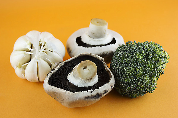 포토 JPG 해외이미지 식물 잡화 음식 백그라운드 다이어트 채소 오렌지 과일 재료 자연 파슬리 건강 마늘 요리 사람없음 목재 식사 저녁식사 버섯 흰색 신선 그룹 사발 맛 브로콜리 먹기 오브젝트 상쾌 유기농 흙더미 내추럴 점심식사 강렬 곰팡이 숙성 식용 채식주의자 해외202004 해외포토 나무 웰빙 감정 컬러 컨셉 모션 흙 사기그릇 생태계 채식 파일형식 더미 이미지허브