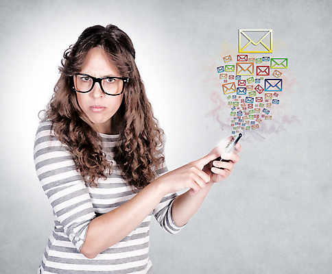 포토 JPG 해외이미지 라이프스타일 손 여자 인터넷 비즈니스 통신 손가락 모바일 세포 한명 스마트폰 핸드폰 장비 터치 타이핑 메시지 이메일 전화기 문자메시지 터치스크린 셀룰러 해외202004 해외포토 1 사람 생활 신체부위 전자제품 스마트기기 파일형식 이미지허브