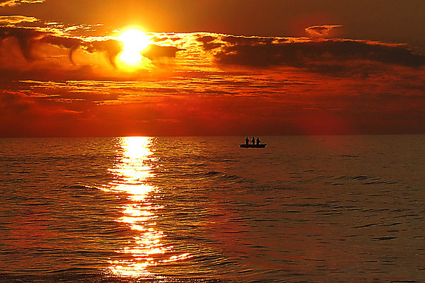 포토 JPG 해외이미지 구름 바다 오렌지 사람없음 빨간색 물 태양 일몰 폴란드 해외202004 해외포토 자연요소 유럽 컬러 과일 노을 파일형식 이미지허브