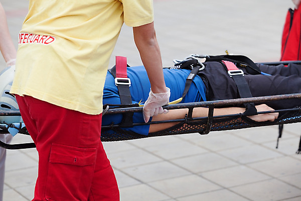 포토 JPG 해외이미지 교통시설 사람 사람없음 약 건강관리 환자 의사 도움 구출 상처 구조원 사건 속도 적재 돌봄 안전요원 헬프 해외202004 해외포토 직업 교통 컨셉 의학 모션 건강 관리 의료진 시설 파일형식 이미지허브