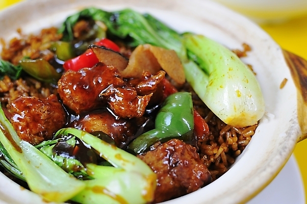 포토 JPG 해외이미지 전통 라이프스타일 음식 컨셉 다이어트 채소 재료 건강 육류 돼지고기 요리 동양인 사람없음 식당 식사 치킨 중국 버섯 달콤 맛 메뉴 후추 거짓 채식주의자 스타일 비건 해외202004 해외포토 아시아 식재료 인종 생활 상점 향신료 채식 닭고기요리 파일형식 이미지허브