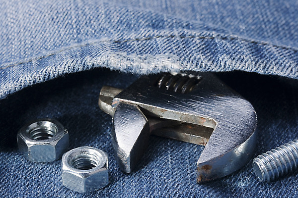 포토 JPG 해외이미지 조각 바지 사람없음 파란색 금속 힘 견과류 공구 청바지 스패너 주머니 볼트 조절 편리함 철강 해외202004 해외포토 컬러 컨셉 재질 하의 도구 파일형식 이미지허브