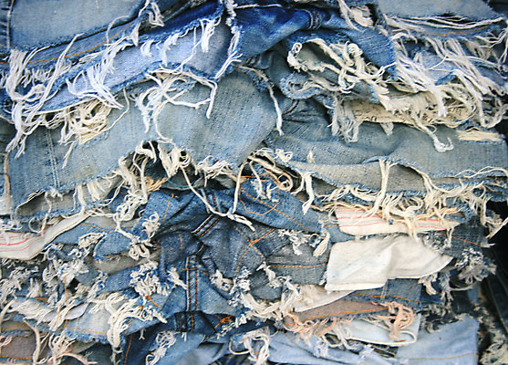 포토 JPG 해외이미지 옷 백그라운드 패턴 바지 추상 사람없음 세로 파란색 유행 세일 쌓기 상점 손상 수확 흰색 청바지 직물 면 거친 실 바느질 묘사 질감 복고 캔버스 찢어짐 섬유 흙더미 나쁜 그런지 옛날 스타일 해외202004 해외포토 컬러 컨셉 무늬 농업 모션 하의 흙 파일형식 더미 이미지허브