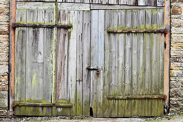 포토 JPG 해외이미지 외관 벽 백그라운드 건축양식 날씨 출입구 주택 자물쇠 사람없음 건물 목재 세로 햇빛 농장 갈색 문 골동품 시골 못 판넬 거친 닫기 널 버리기 부식 잠금 대문 헛간 외양간 구식 그런지 깨짐 수목 옛날 파멸 해외202004 해외포토 나무 건축물 건축 컬러 컨셉 농업 재료 모션 태양 공구 보안 저장고 파일형식 소멸 이미지허브