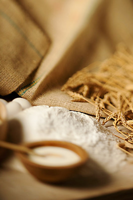 포토 JPG 해외이미지 음식 재료 요리 씨앗 사람없음 목재 컵 갈색 계란 숟가락 흰색 기구 신선 닫기 소프트포커스 낟알 가루 밀 국자 준비 날것 밀가루 노른자 흙더미 옛날 요구르트 핸드메이드 홈메이드 카피스페이스 해외202004 해외포토 나무 식물 식기 컬러 모션 주방용품 유제품 곡류 촬영기법 수저 알 흙 공백 만들기 파일형식 더미 이미지허브